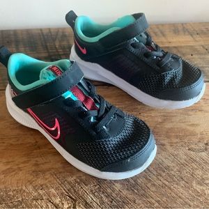 EUC Black Pink Mint Green Nike Tennis Shoes Toddler Girl US 9C
